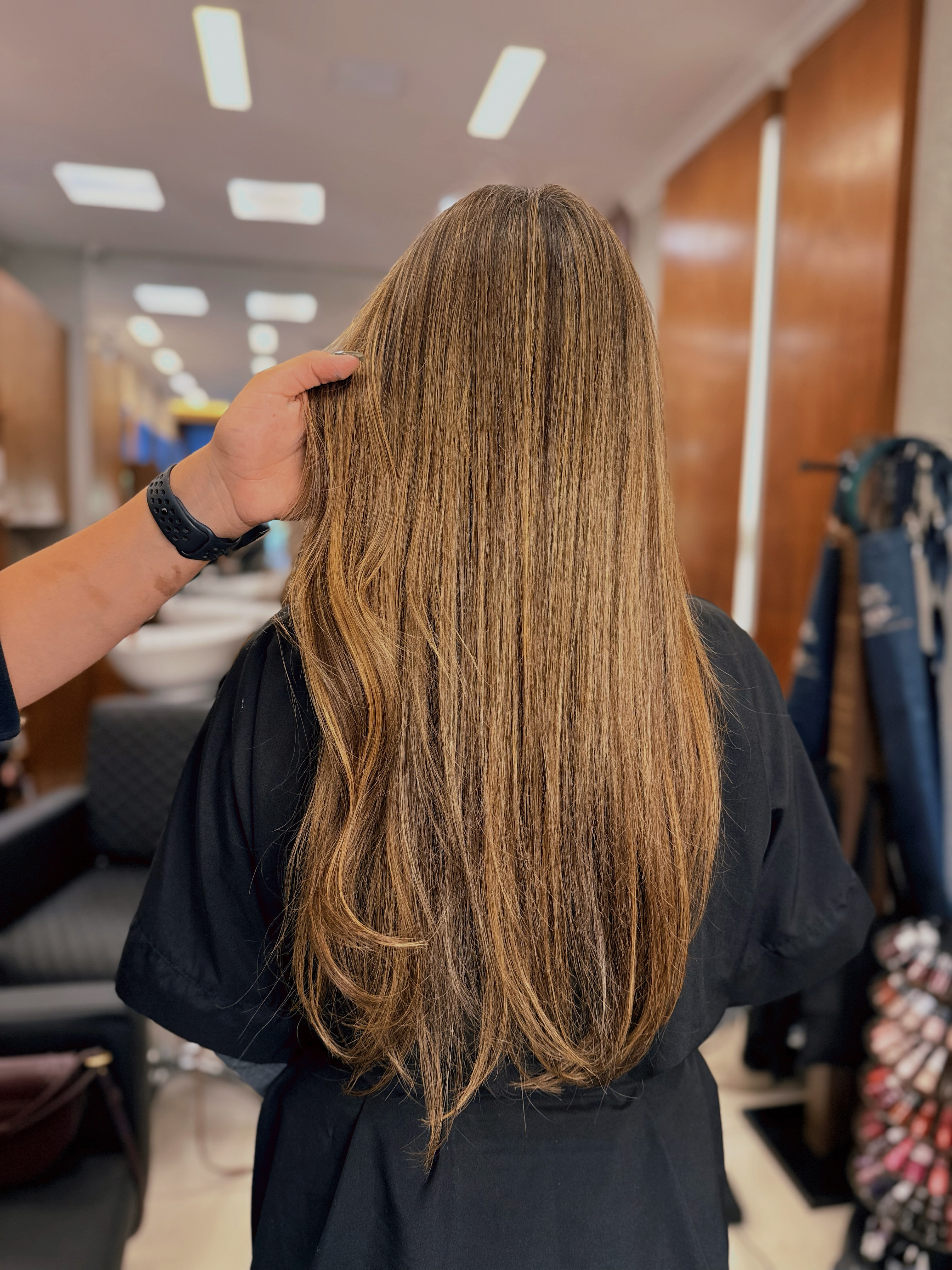 Mega hair natural resultado Lumière Beauty House
